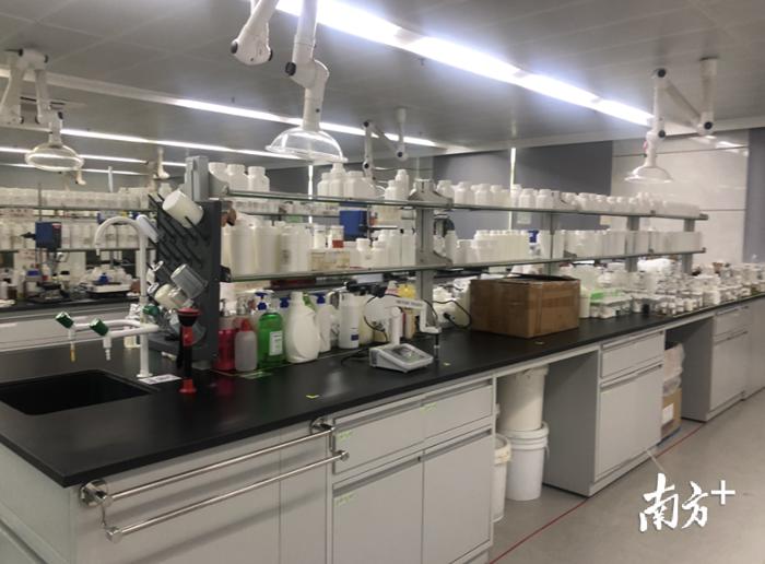 图片27.jpg 图片27.jpg